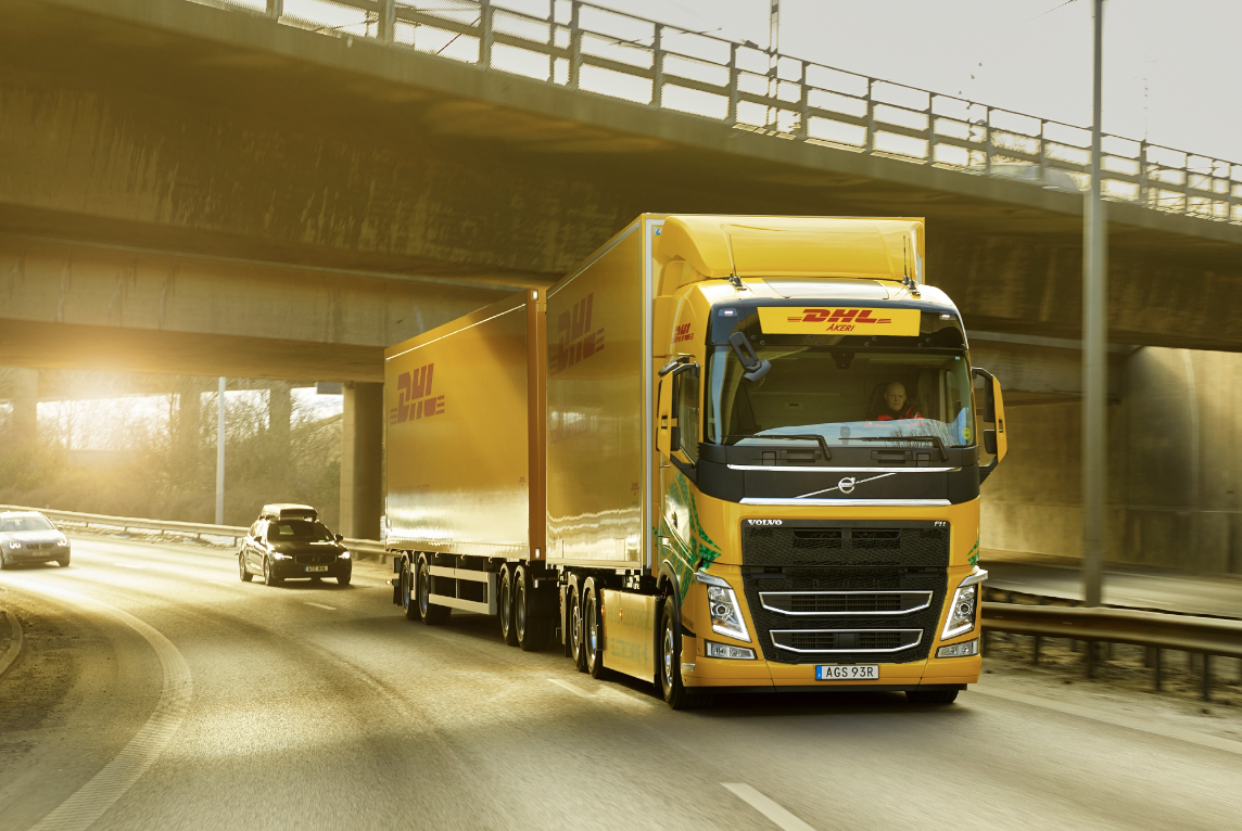 Масою до 60 тон: DHL та Volvo Trucks починають випробування електровантажівки в Європі