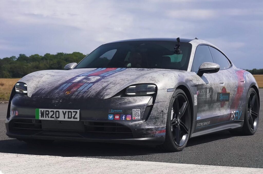 Відео дня: електромобілі Audi RS e-tron GT, Mercedes EQS та Porsche Taycan влаштували драг-заїзд із Tesla Model S