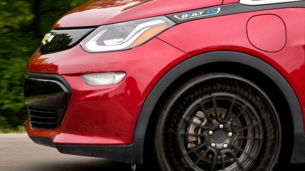 Michelin та GM розробляють безповітряні шини: першими їх отримають електромобілі Chevrolet Bolt
