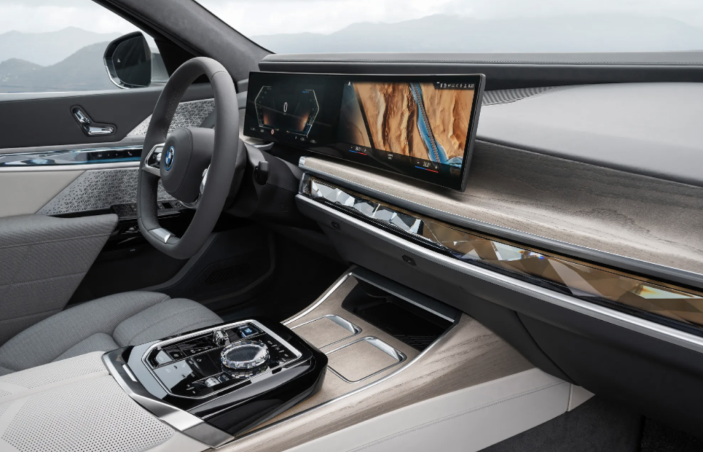 Новий електричний преміум: неймовірний седан BMW i7 презентовано офіційно