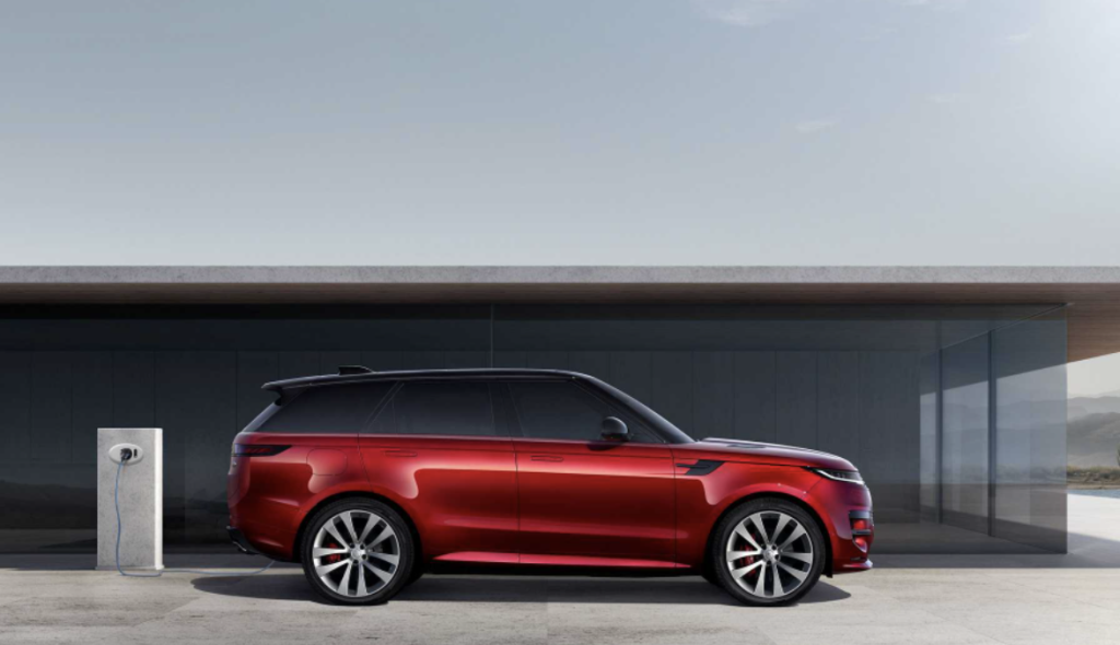 77 км на електриці: новий Range Rover Sport отримав плагін-гібридну версію