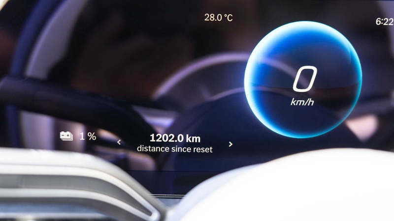 1202 км без підзарядки: розкішний електромобіль Mercedes-Benz Vision EQXX побив власний рекорд