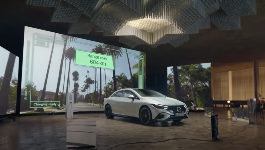 Київські локації потрапили до нового рекламного ролика електромобіля Mercedes-Benz EQE: фото та відео