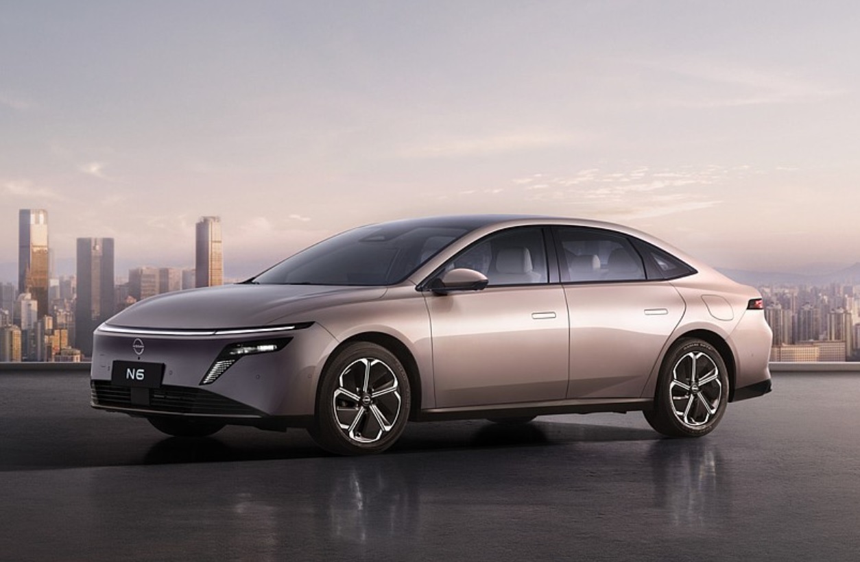 Дешевше $17 000: гібридний седан Nissan N6 розкрив усі подробиці