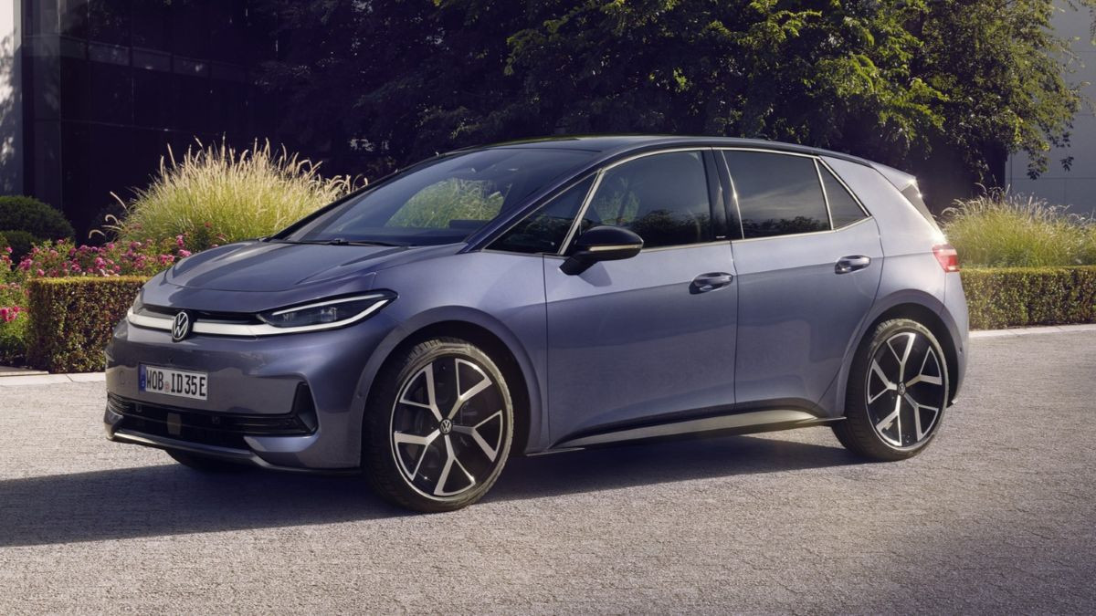 Нове ім’я та “начинка”: електричний хетчбек Volkswagen ID.3 оновили